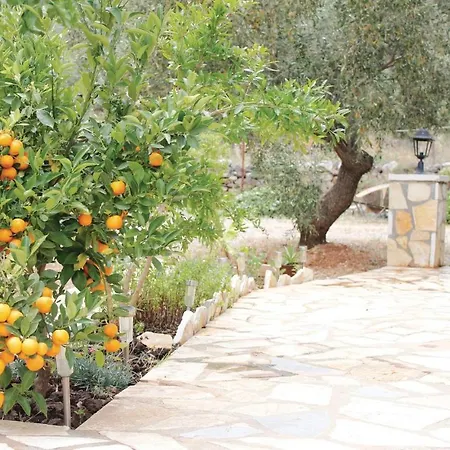 Holiday home Two-bedroom Holiday In Andreas Paralio *