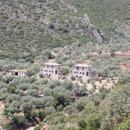 Two-bedroom Holiday In Andreas Paralio * Arkadiko Chorio