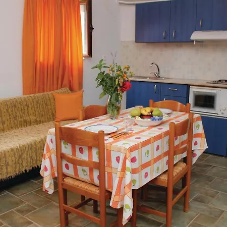 펜션 Two-bedroom Holiday In Andreas Paralio *