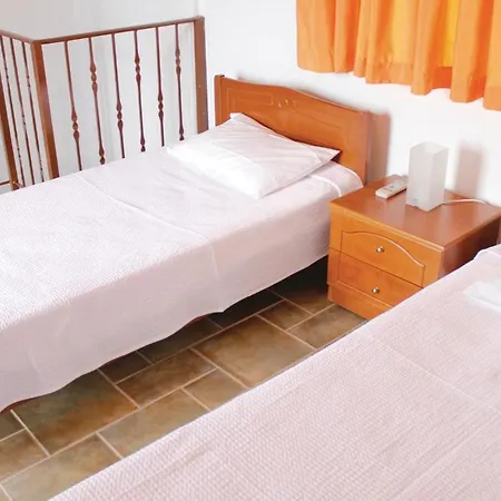 Two-bedroom Holiday In Andreas Paralio Arkadiko Chorio