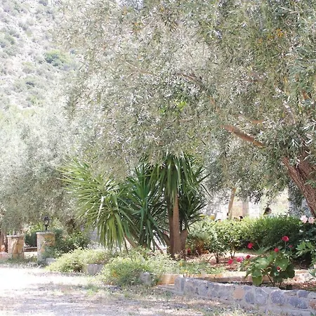Two-bedroom Holiday In Andreas Paralio 펜션