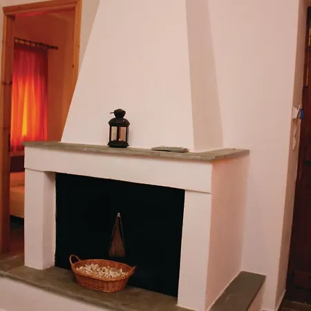 Two-bedroom Holiday In Andreas Paralio 펜션